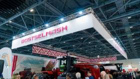 Ростсельмаш представил технику на крупной выставке в Казахстане